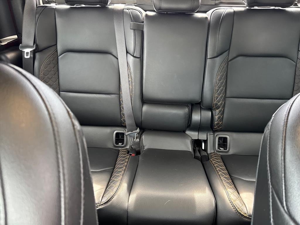 Used 2021 Snazzberry Pearlcoat Jeep High Altitude image 17