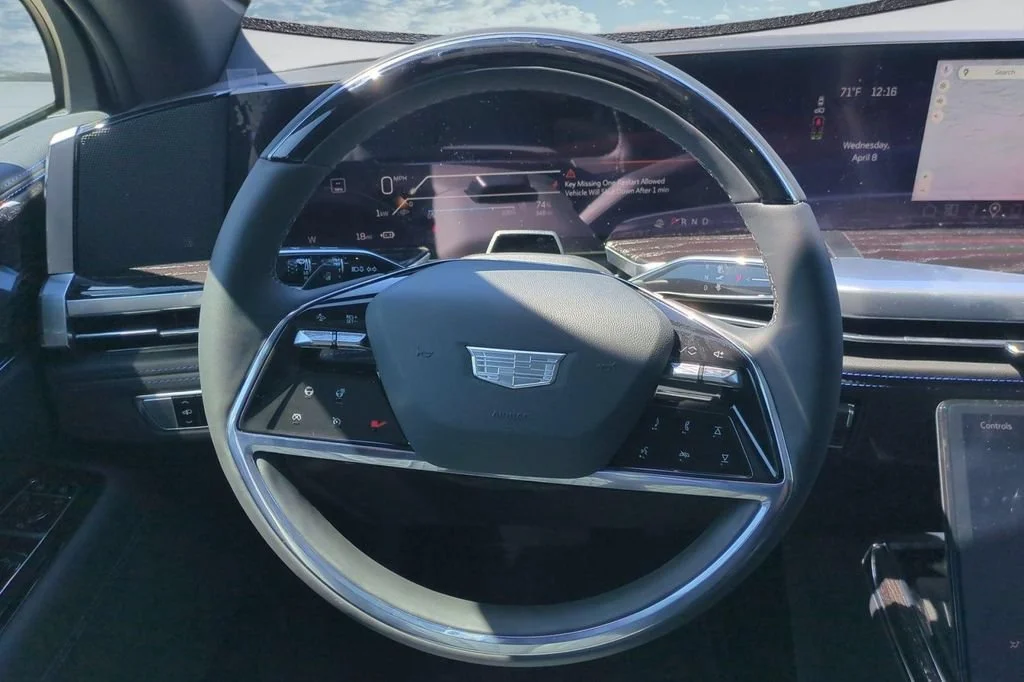 2026 Cadillac Escalade IQL Luxury - Photo 19
