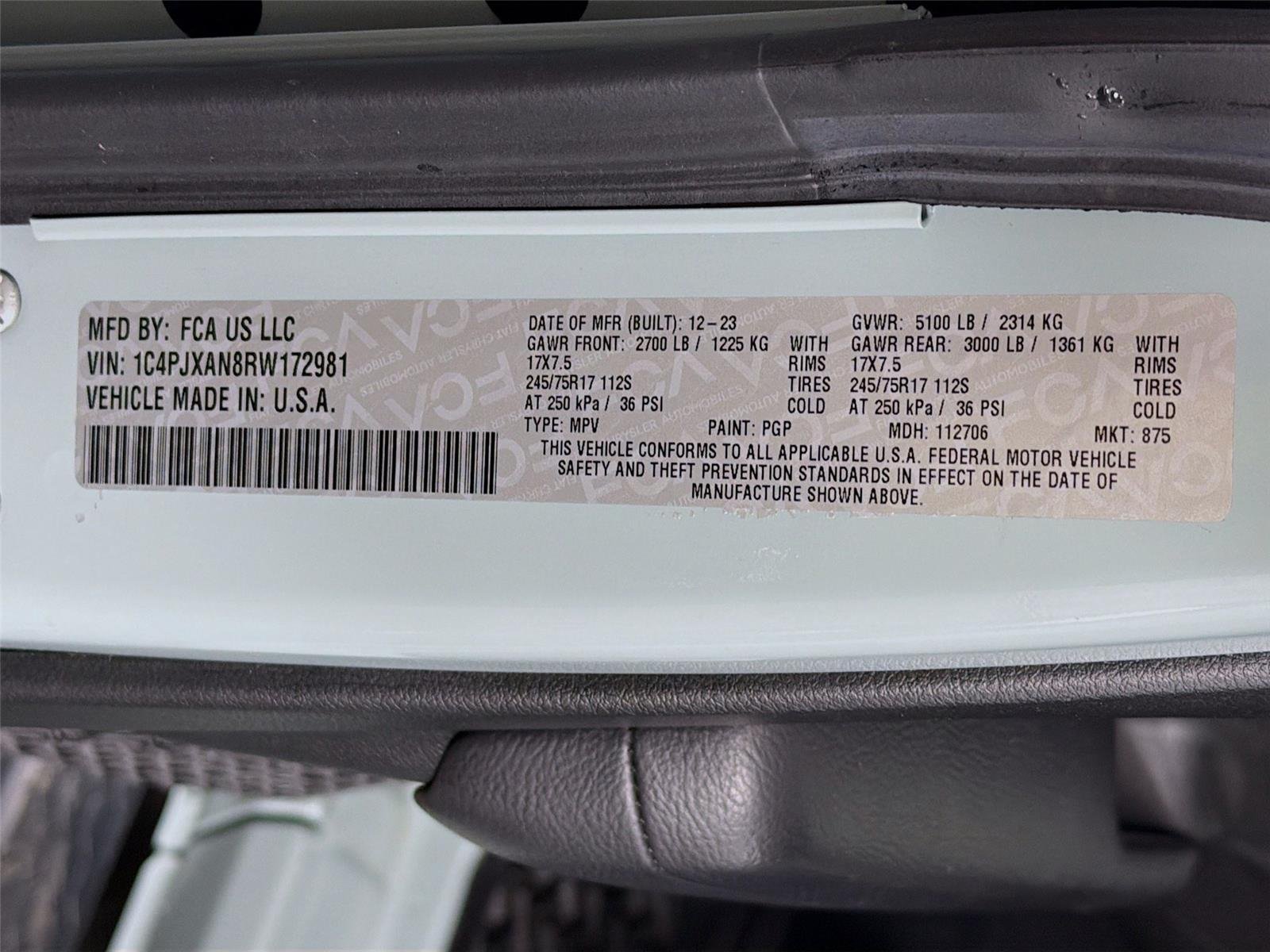 Used 2024 Earl Clearcoat Jeep Sport S image 30