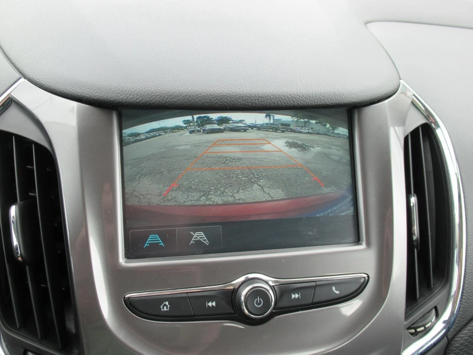 Used 2018 Red Chevrolet LT image 26