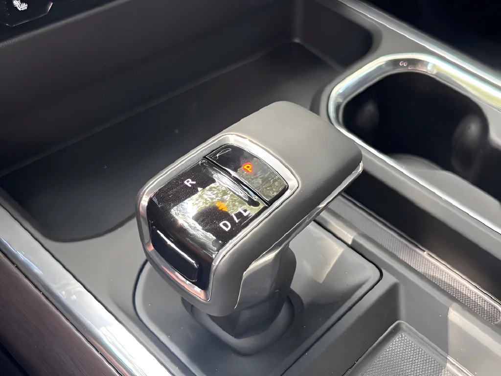 2026 GMC Sierra 1500 SLT - Photo 15