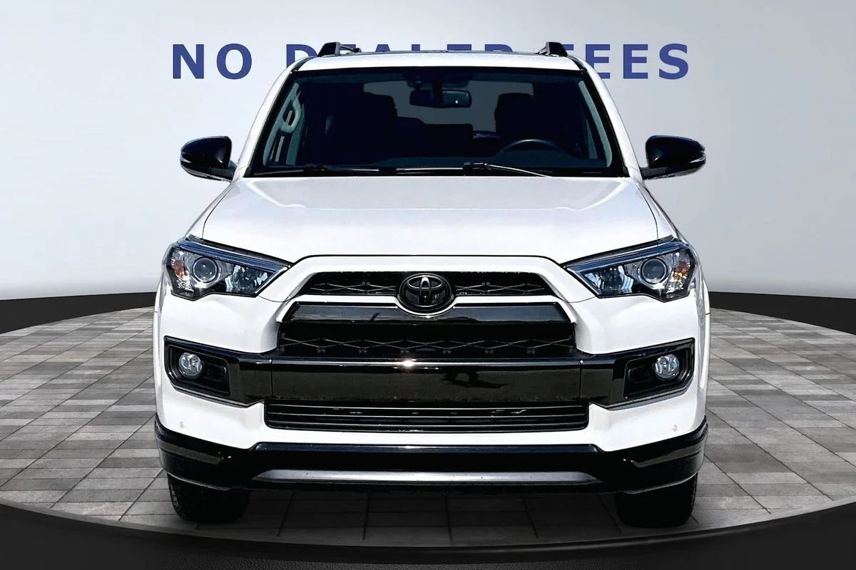 Used 2019  Toyota Limited Nightshade image 2