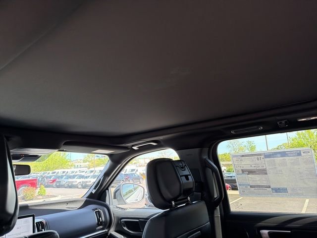 New 2026 Star White Metallic Tri-Coat Ford Platinum® image 10