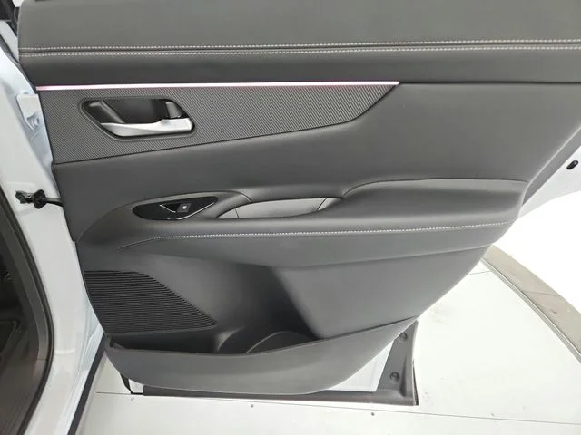 New 2026 White Nissan Platinum image 44