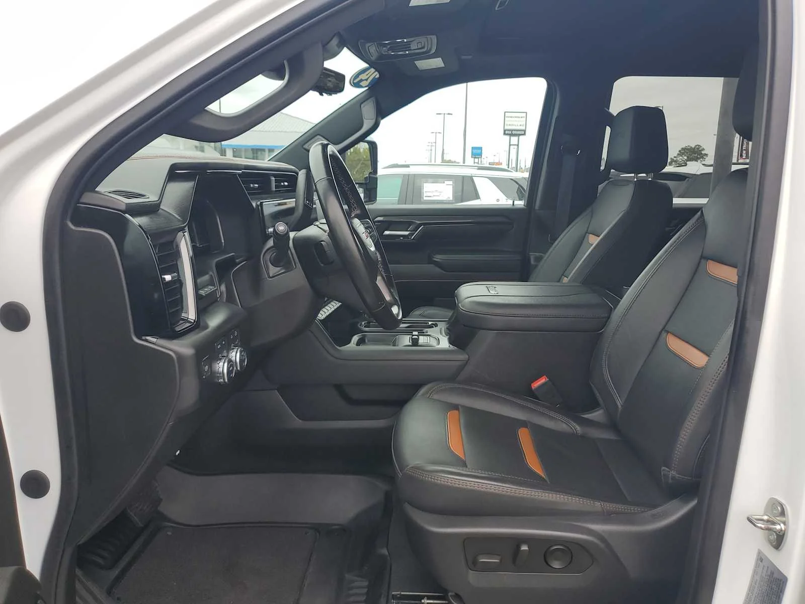 Used 2024 Summit White GMC AT4 image 14