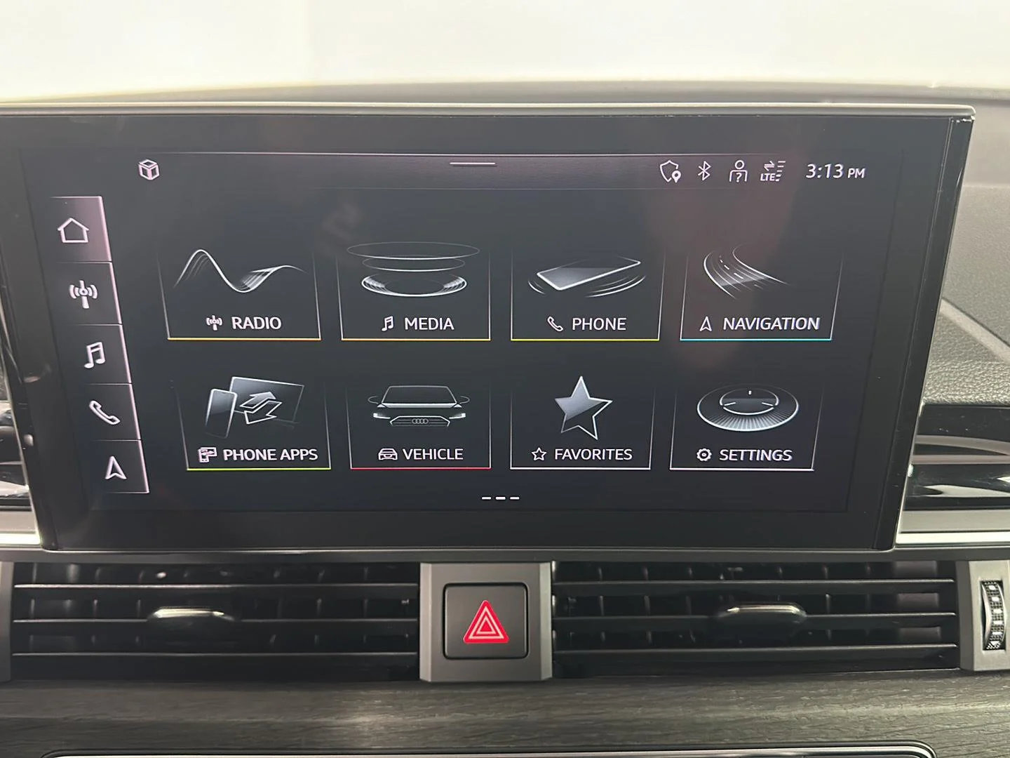 Used 2021 Manhattan Gray Metallic Audi Premium image 28