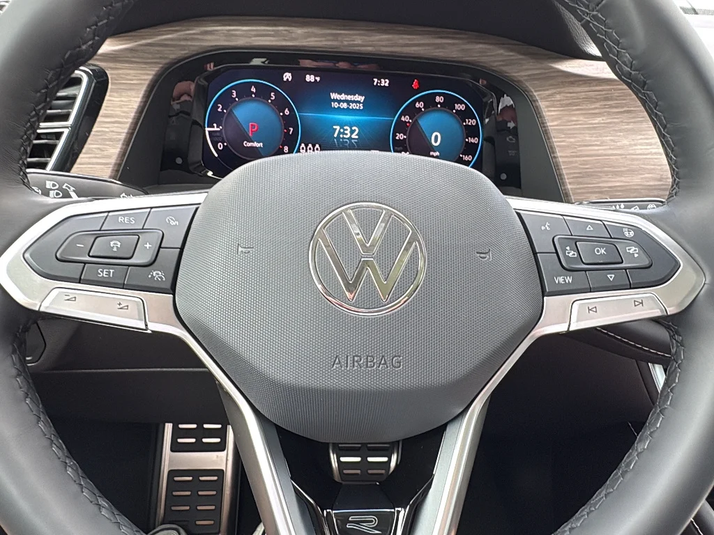 2026 Volkswagen Atlas SEL Premium R-Line - Photo 19