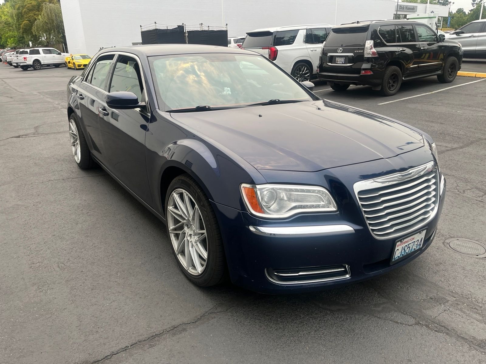 Used 2013 Jazz Blue Pearlcoat Chrysler Base image 8