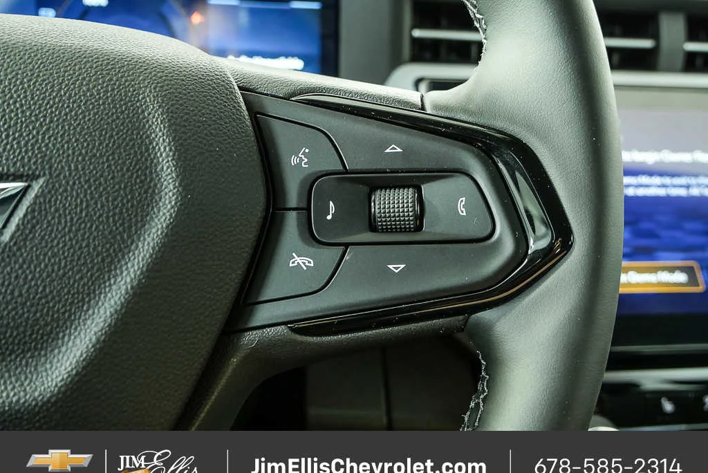 2027 Chevrolet Bolt LT - Photo 11