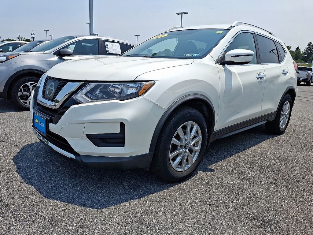 Used 2017 White Nissan SV image 3