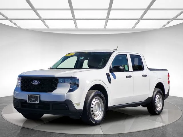 Used 2025 White Ford XL image 8
