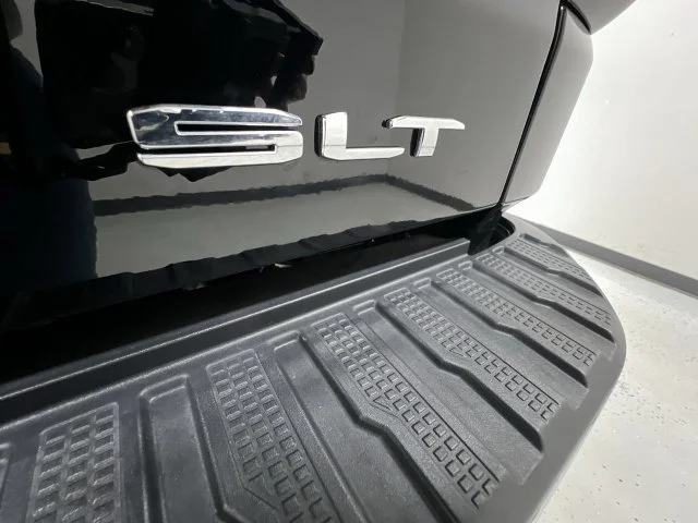 New 2026 Onyx Black GMC SLT image 33