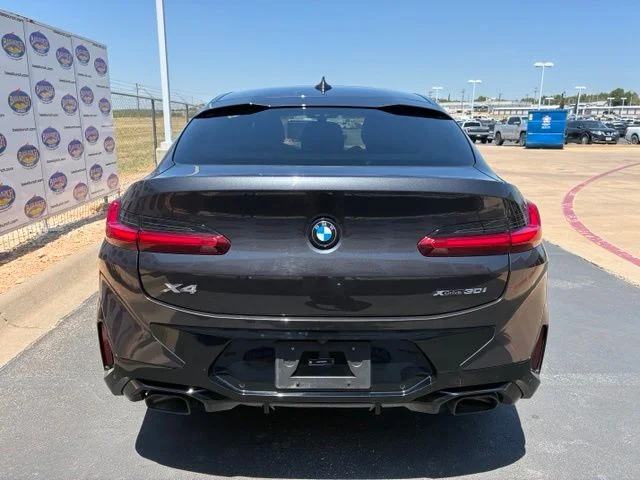 Used 2025 Dark Graphite Metallic BMW xDrive30i image 5