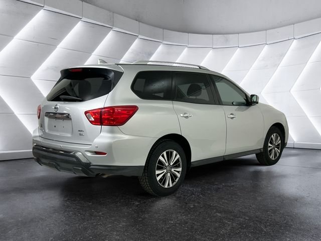 Used 2020 Silver Nissan SL image 4