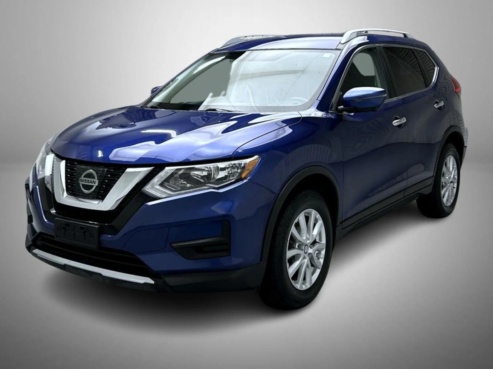 Used 2017 Blue Nissan SV image 1