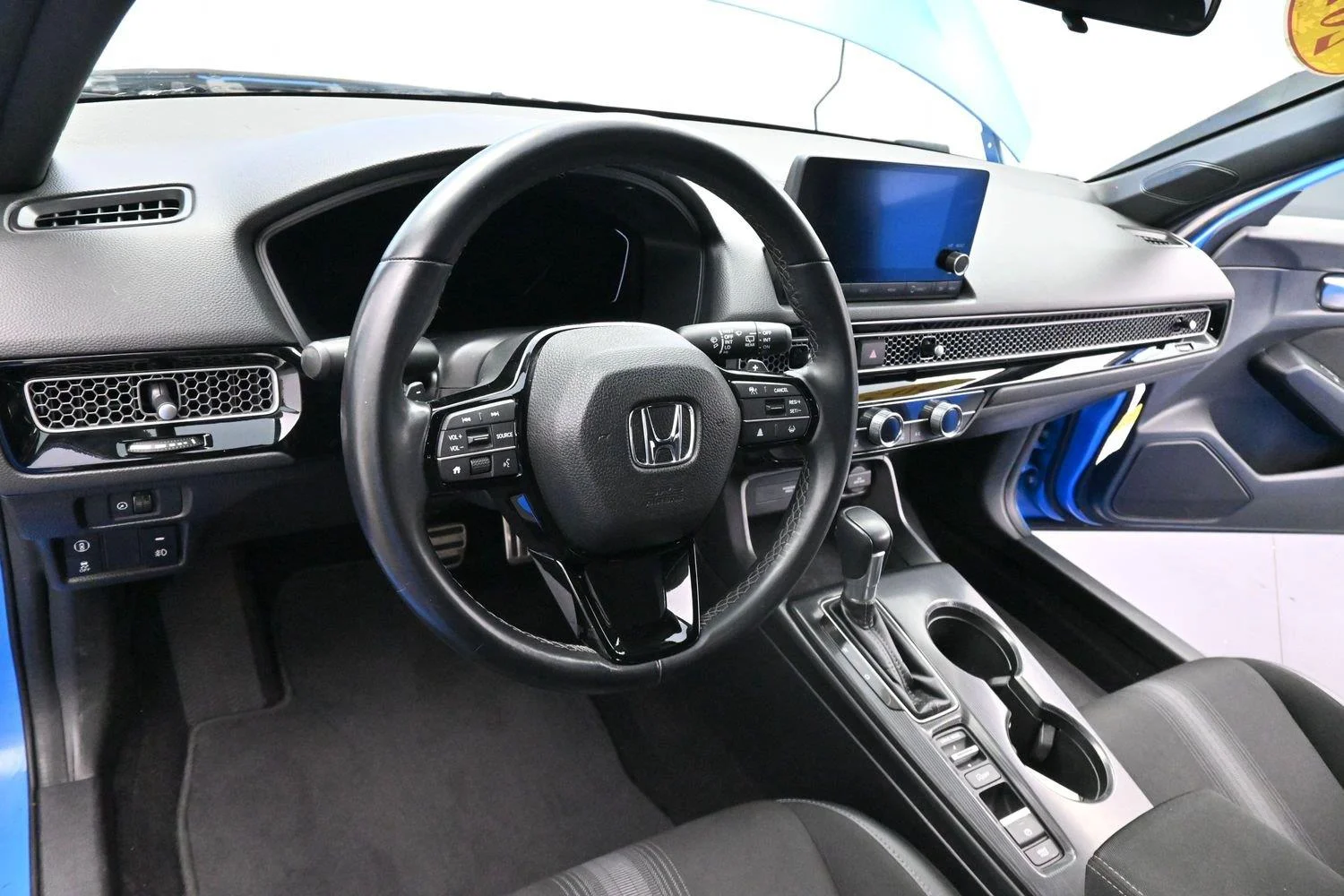 Used 2022 Boost Blue Pearl Honda Sport image 14