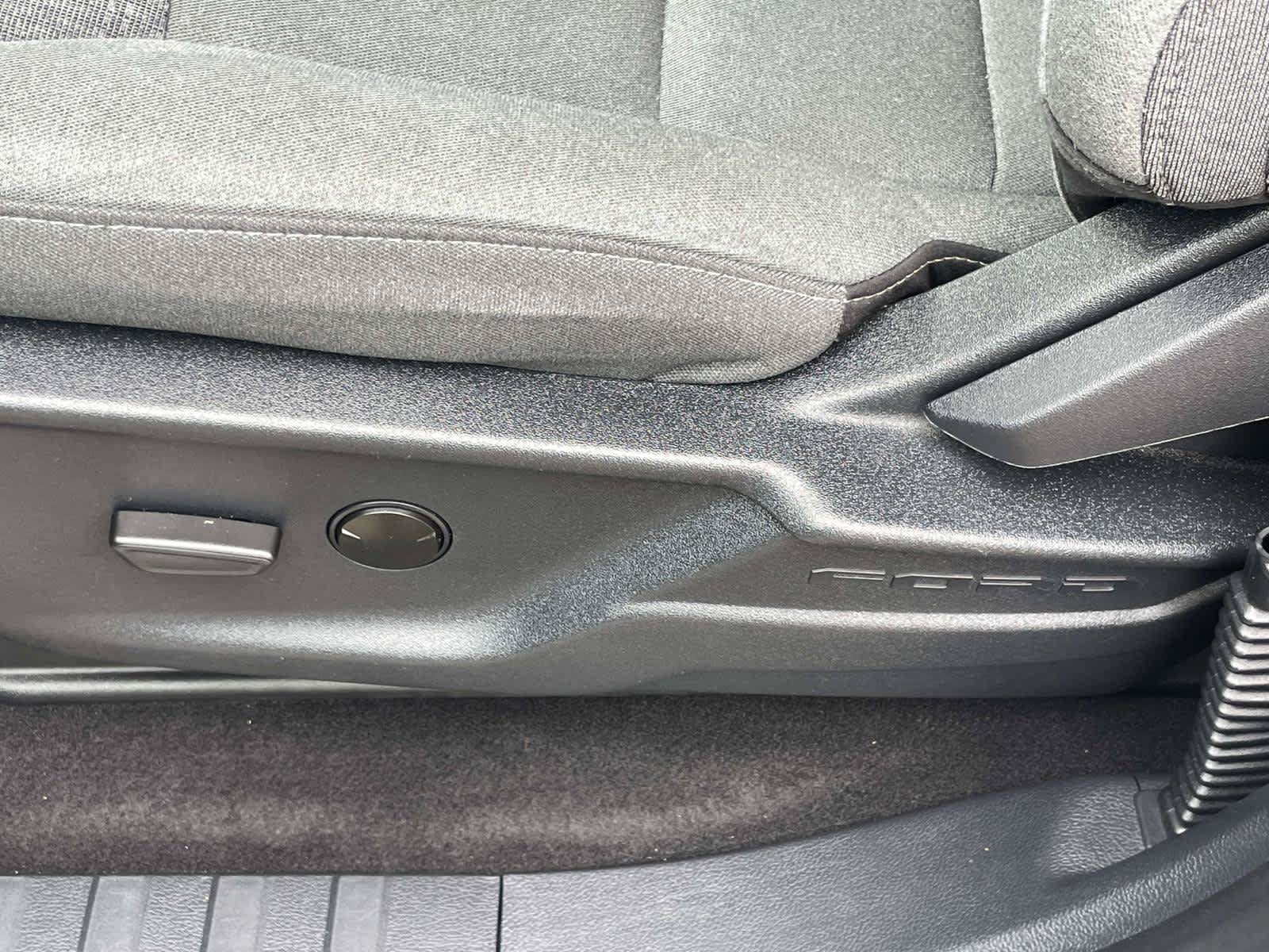 Used 2025 Agate Black Ford XLT image 23