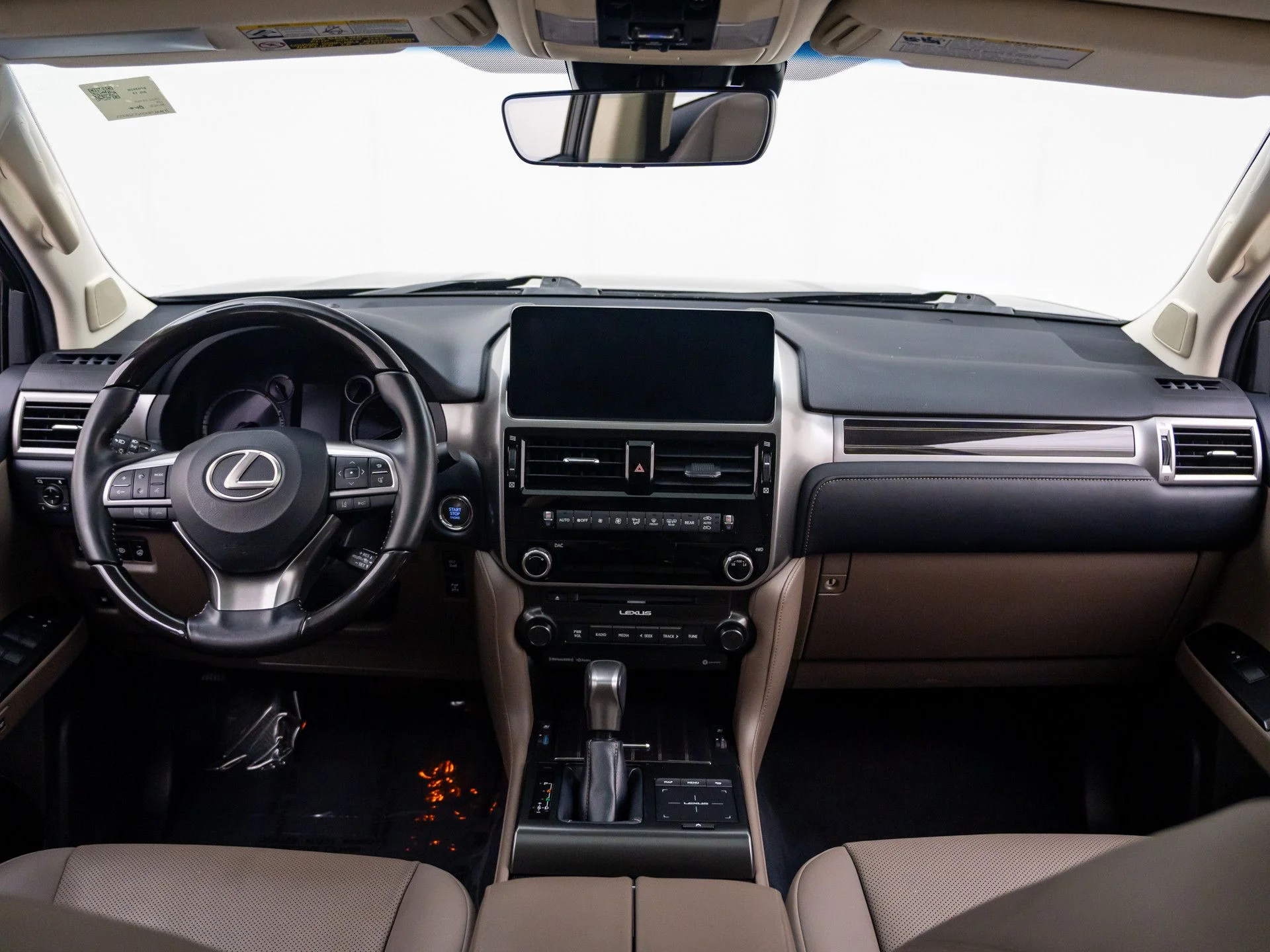 Used 2022 Blue Lexus 460 image 10