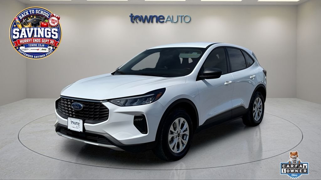 Used 2025 White Ford Active image 1