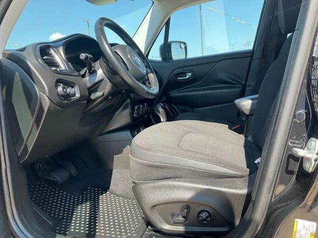 Used 2016 Black Jeep Latitude image 2