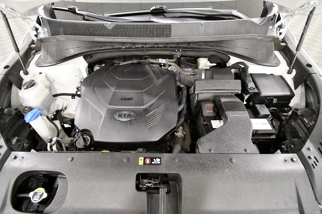Certified Used 2020 White Kia EX image 12