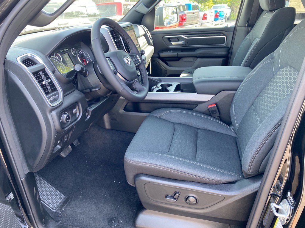 2026 RAM 1500 Big Horn/Lone Star - Photo 5