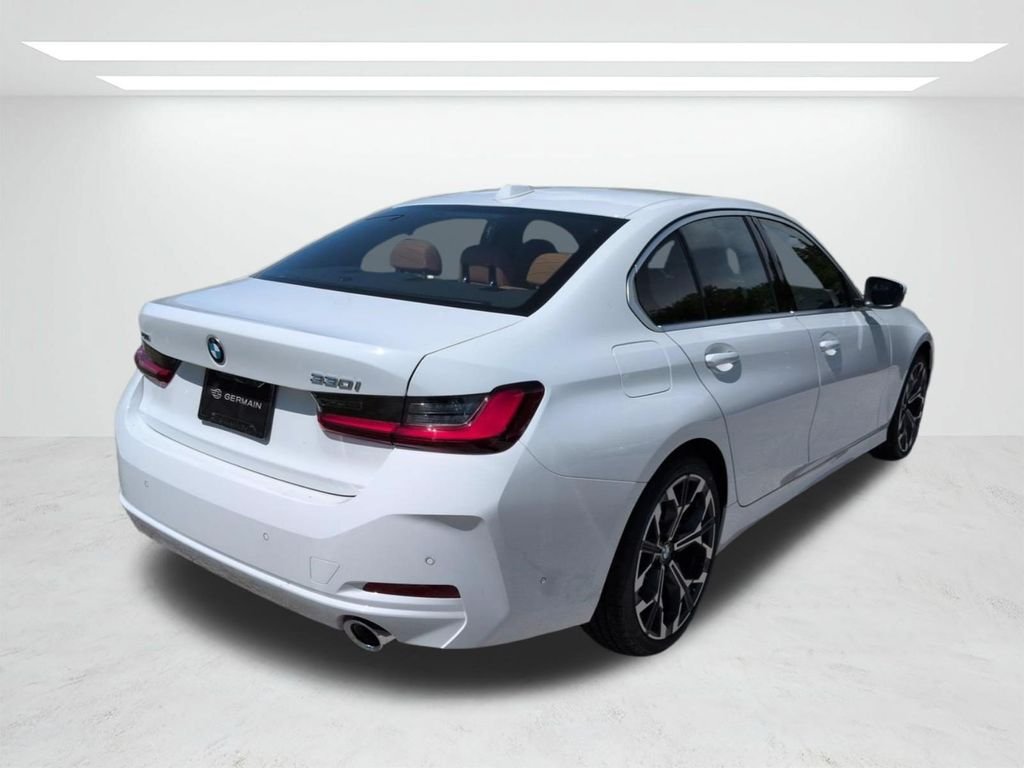 New 2026 Alpine White BMW 330i xDrive image 4
