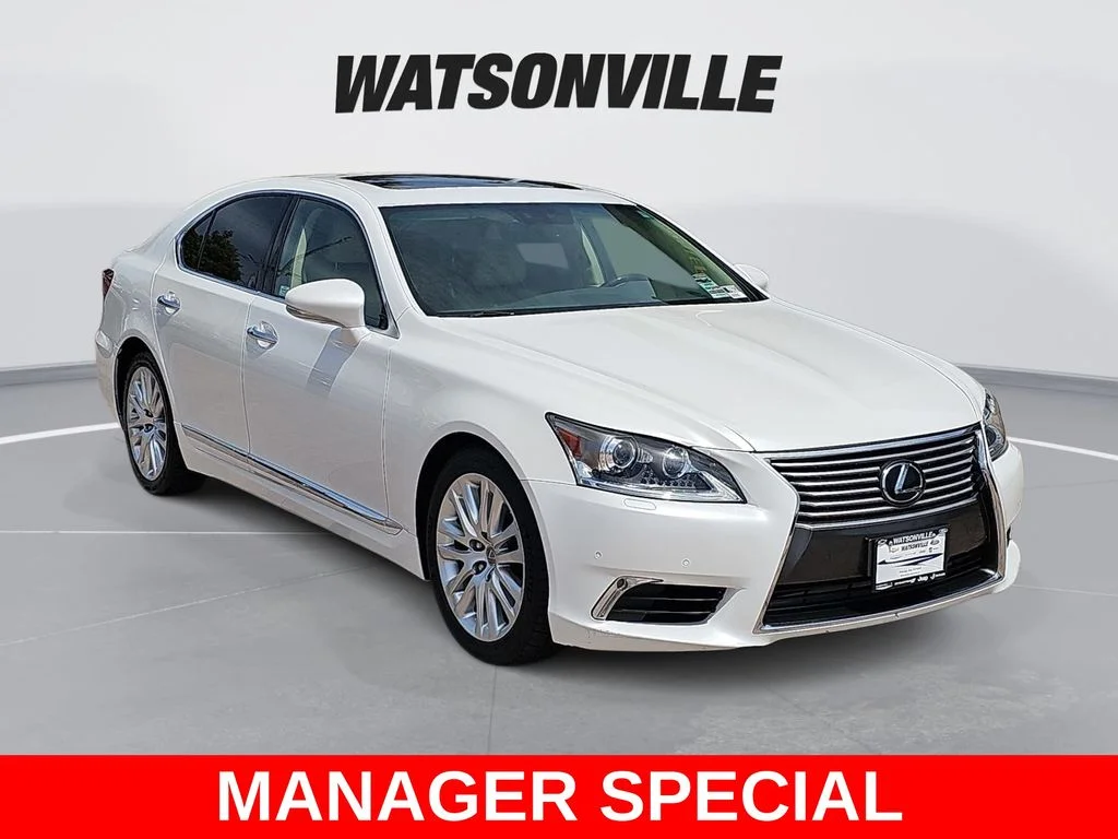 Used 2016 White Lexus 460 image 1