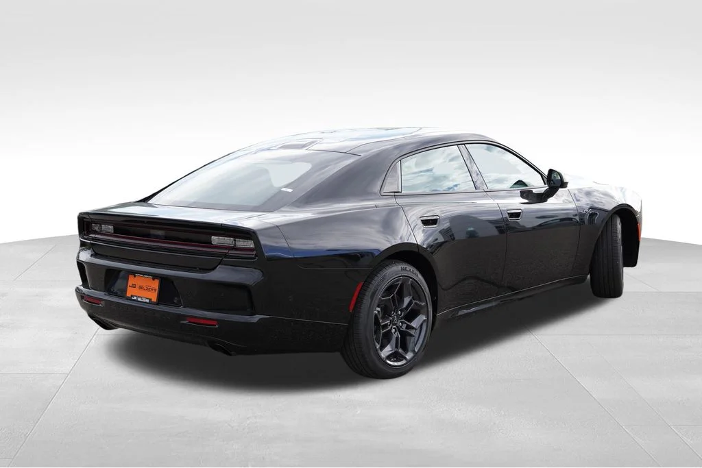 New 2026 Diamond Black Crystal Pearlcoat Dodge R/T image 3