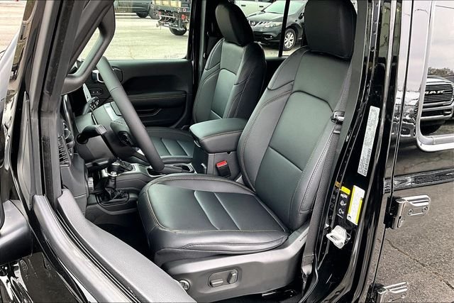 New 2026 Jeep Wrangler Sahara 4D Sport Utility