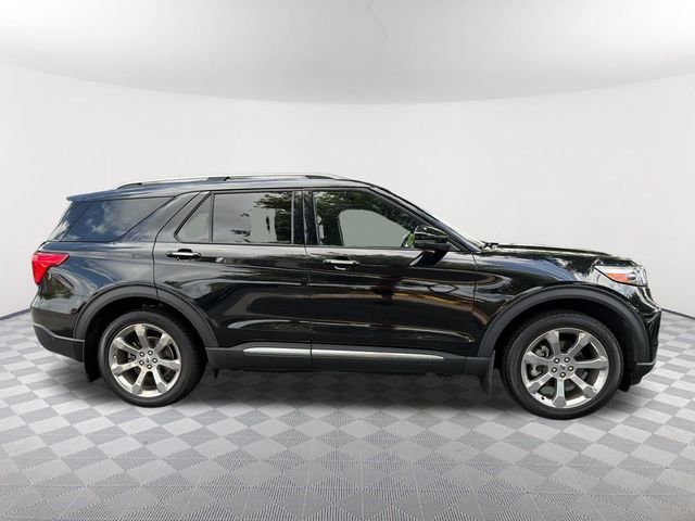 Used 2020 Black Ford Platinum image 4