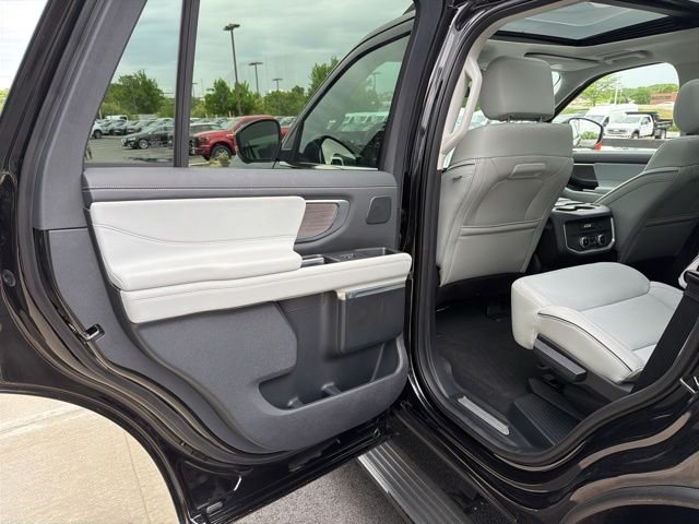 New 2025 Agate Black Metallic Ford Platinum® image 11