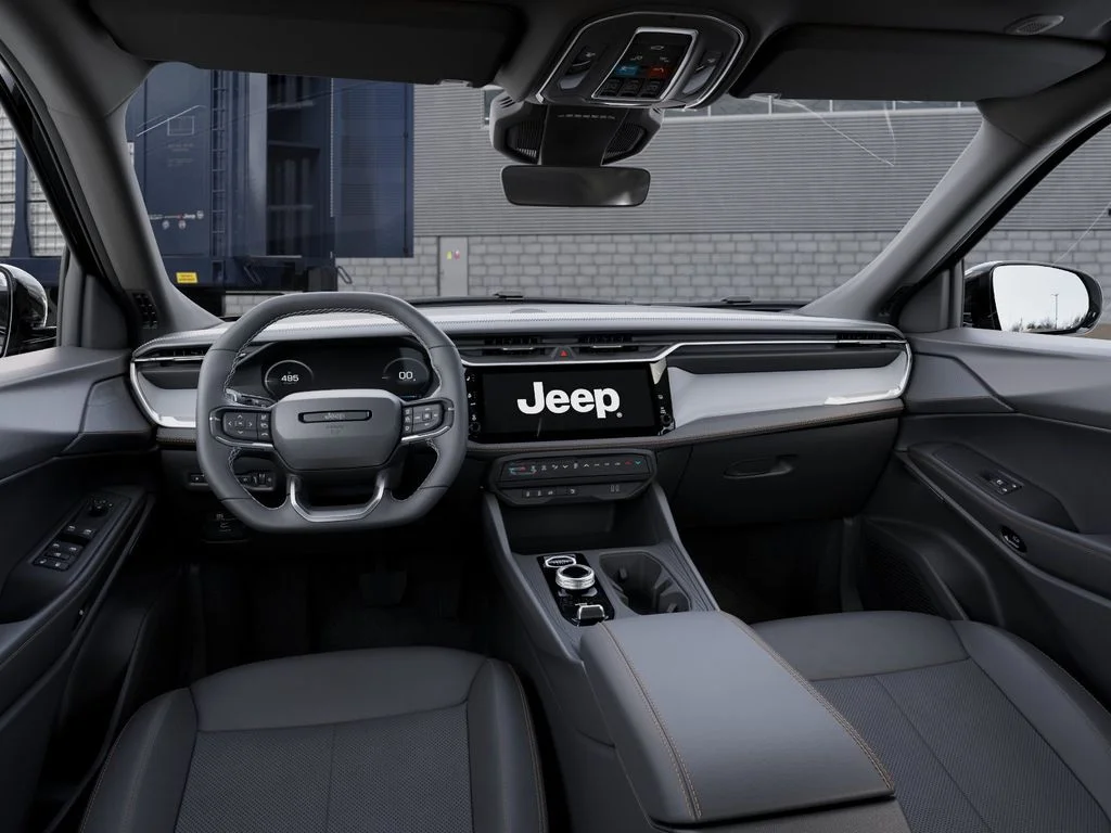 New 2026 Diamond Black Crystal Pearl-Coat Exterior Paint Jeep Limited image 14