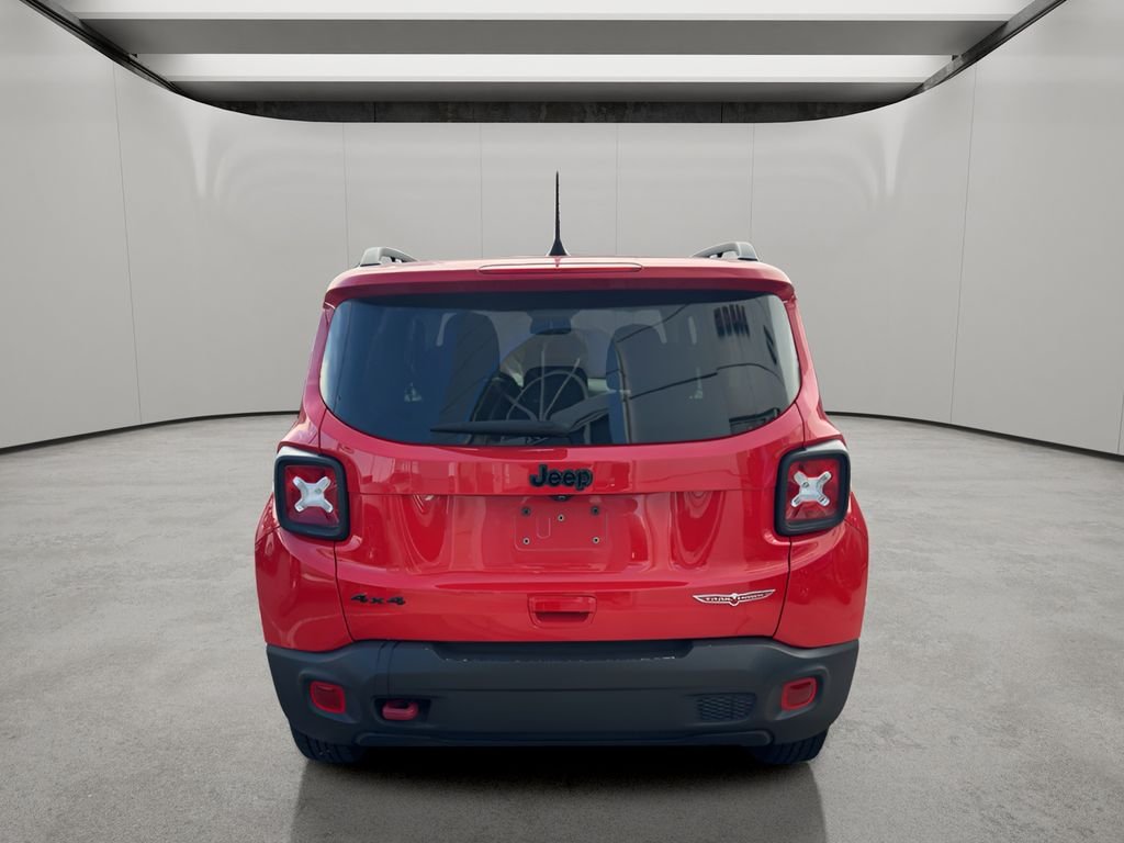 Used 2023 Colorado Red Clearcoat Jeep Trailhawk image 4