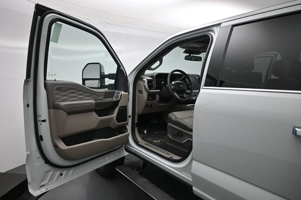 New 2026 Avalanche Ford Platinum image 8