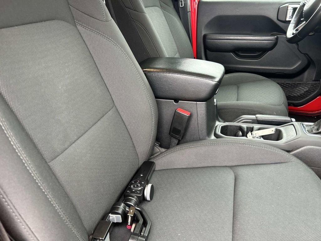 Used 2022 Firecracker Red Jeep Sport S image 20