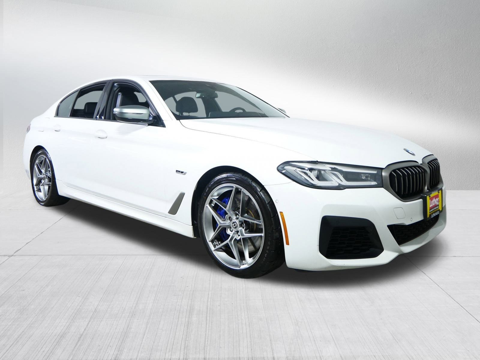 2022 BMW 5 Series M550i xDrive Sedan's photo