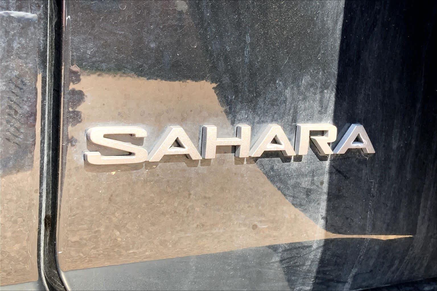 Used 2025 Black Clearcoat Jeep Sahara image 31