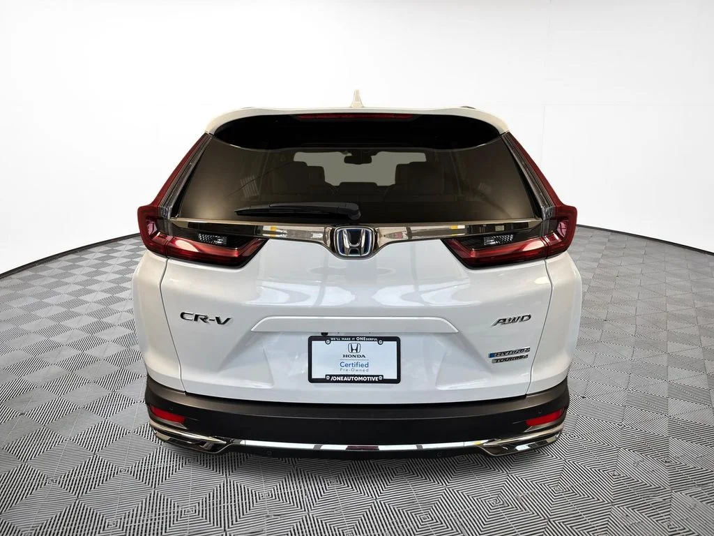 Certified Used 2022 White Honda Touring image 10