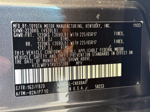 Certified Used 2024 MAGNETIC GRAY MET. Toyota  image 28