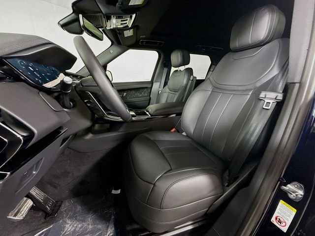 New 2026 Constellation Blue Ultra Metallic Gloss Land Rover Dynamic SE image 11