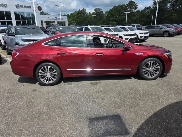 Used 2017 Red Buick Essence image 14