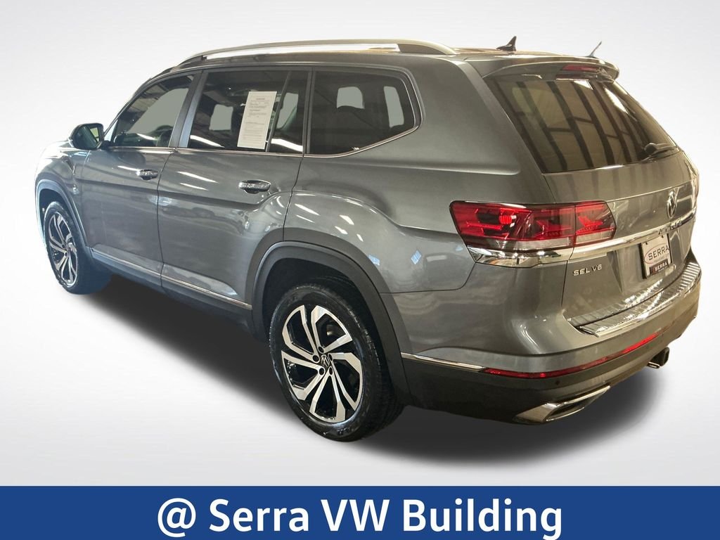 Used 2023 Gray Volkswagen SEL image 3