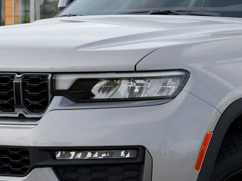 New 2026 Silver Zynith Jeep Limited image 10
