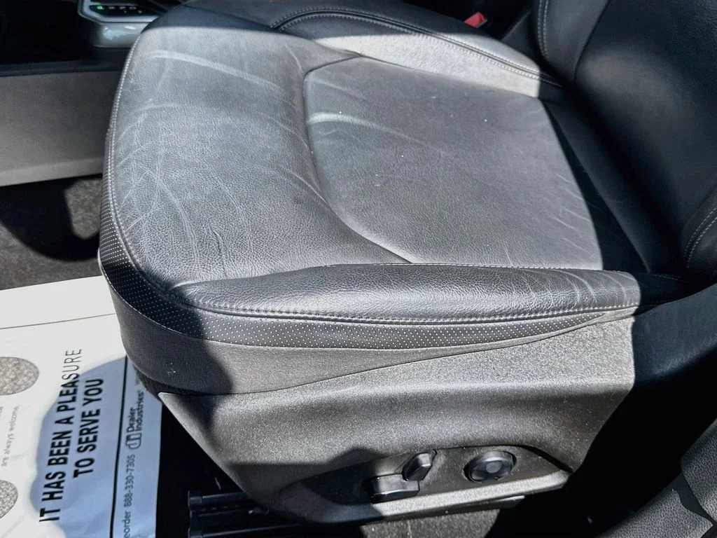 Used 2018 Black Jeep Limited image 22