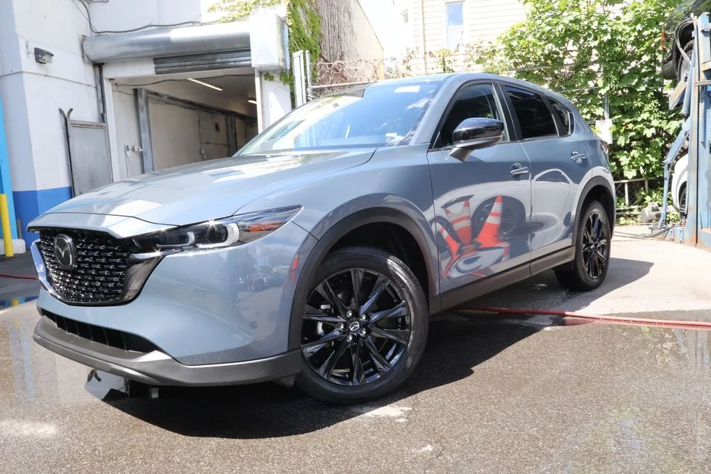 2025 Mazda CX-5 S Carbon Edition Auto AWD's photo