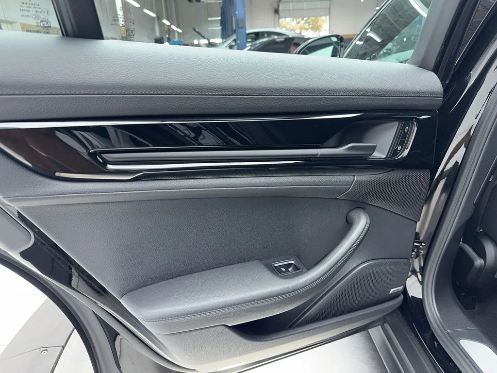 Used 2025 Black Porsche NAV,CAM,PANO,CLMT STS,BLIND SPOT,19" WLS image 42
