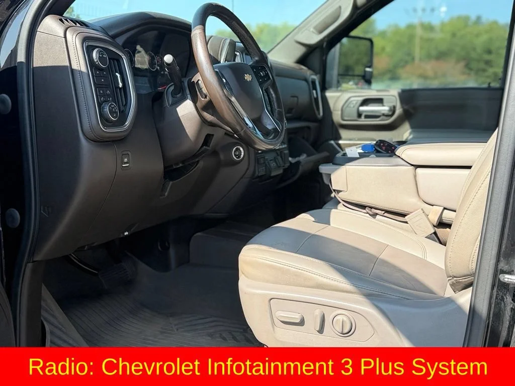 Used 2021 BLACK Chevrolet LT image 25
