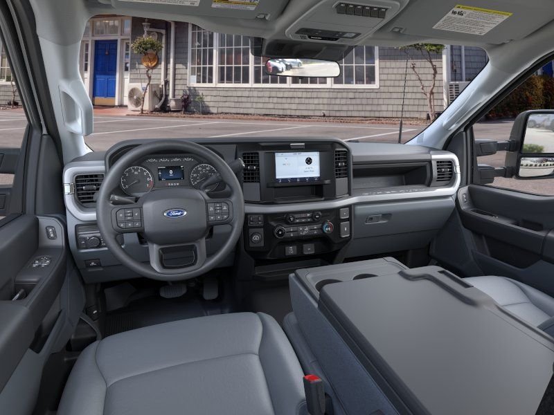 New 2026 Oxford White Ford XL image 9