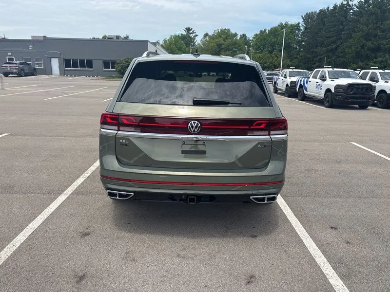 New 2026 Green Volkswagen 2.0T SEL Premium R-Line image 4